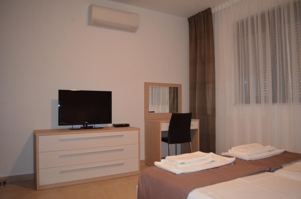 Vista Residence Herceg Novi Szoba fotó